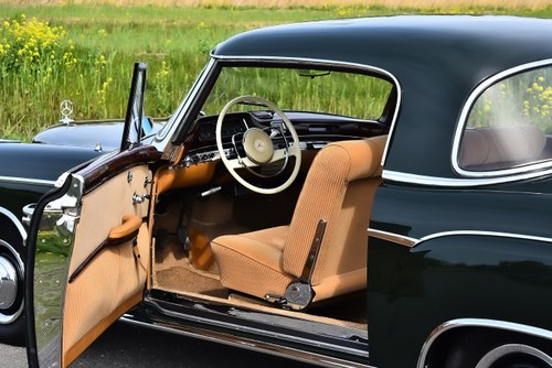 1960 Mercedes-Benz 220SE "Ponton" Sunroof Coupe 2,2L till salu (bild 37 av 161)