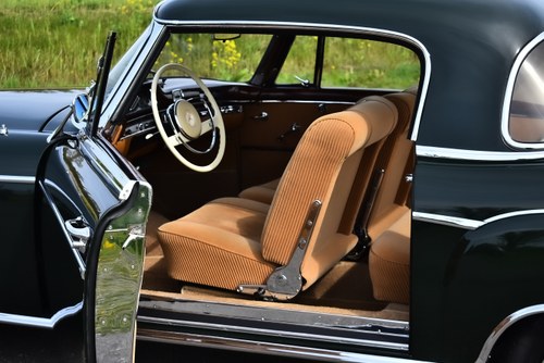 1960 Mercedes-Benz 220SE "Ponton" Sunroof Coupe 2,2L till salu (bild 40 av 161)