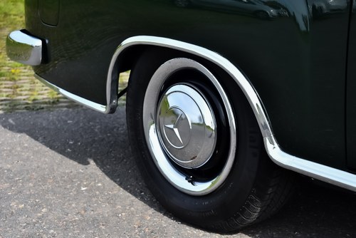 1960 Mercedes-Benz 220SE "Ponton" Sunroof Coupe 2,2L till salu (bild 94 av 161)