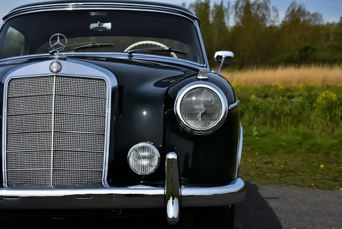 1960 Mercedes-Benz 220SE "Ponton" Sunroof Coupe 2,2L till salu (bild 103 av 161)