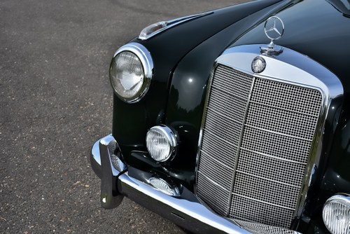 1960 Mercedes-Benz 220SE "Ponton" Sunroof Coupe 2,2L till salu (bild 104 av 161)