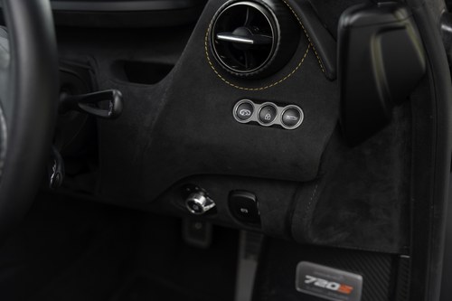 2023 McLaren 720S In vendita (immagine 33 di 160)