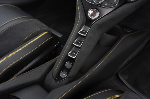 2023 McLaren 720S In vendita (immagine 68 di 160)