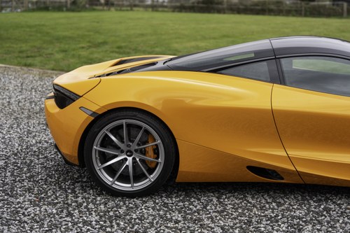 2023 McLaren 720S In vendita (immagine 111 di 160)