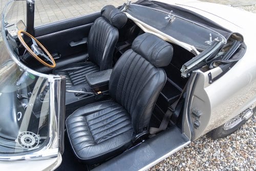 1973 Jaguar E-Type Series 3 V12 OTS For Sale (picture 16 of 115)