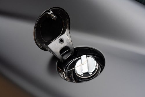 2005 Aston Martin DB9 V12 For Sale (picture 147 of 221)