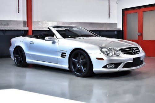 2008 Mercedes-Benz R230 SL55 AMG "Glass Sunroof" Convertible 5,5L V8 Te koop (foto 1 van 112)