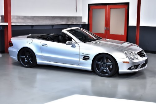 2008 Mercedes-Benz R230 SL55 AMG "Glass Sunroof" Convertible 5,5L V8 Te koop (foto 12 van 112)
