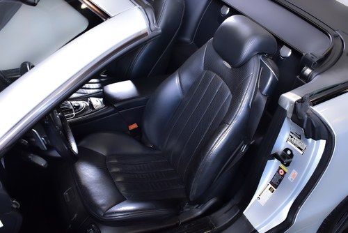 2008 Mercedes-Benz R230 SL55 AMG "Glass Sunroof" Convertible 5,5L V8 Te koop (foto 41 van 112)