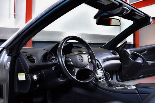 2008 Mercedes-Benz R230 SL55 AMG "Glass Sunroof" Convertible 5,5L V8 Te koop (foto 44 van 112)