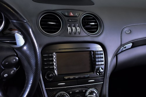 2008 Mercedes-Benz R230 SL55 AMG "Glass Sunroof" Convertible 5,5L V8 Te koop (foto 47 van 112)