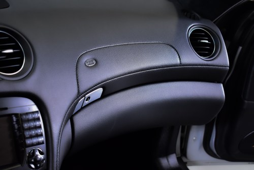 2008 Mercedes-Benz R230 SL55 AMG "Glass Sunroof" Convertible 5,5L V8 Te koop (foto 48 van 112)