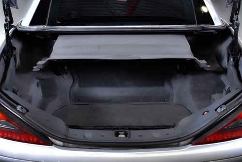 2008 Mercedes-Benz R230 SL55 AMG "Glass Sunroof" Convertible 5,5L V8 Te koop (foto 66 van 112)