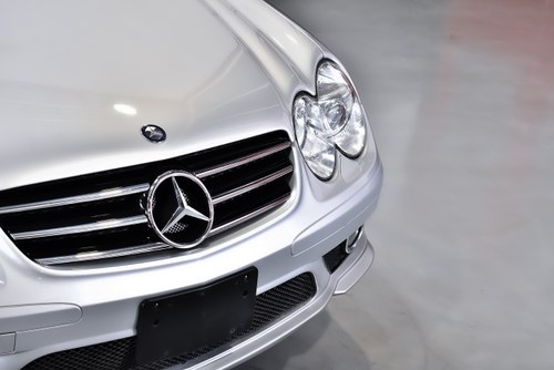 2008 Mercedes-Benz R230 SL55 AMG "Glass Sunroof" Convertible 5,5L V8 Te koop (foto 75 van 112)