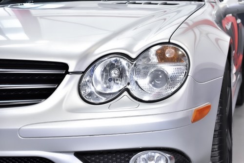 2008 Mercedes-Benz R230 SL55 AMG "Glass Sunroof" Convertible 5,5L V8 Te koop (foto 76 van 112)