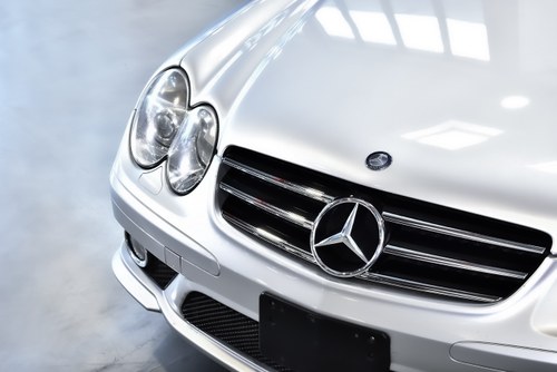 2008 Mercedes-Benz R230 SL55 AMG "Glass Sunroof" Convertible 5,5L V8 Te koop (foto 77 van 112)