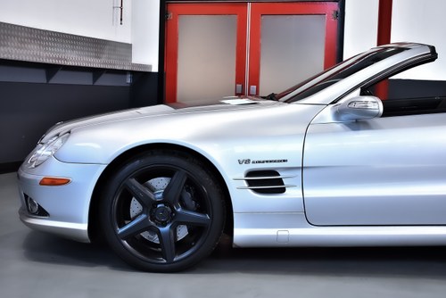 2008 Mercedes-Benz R230 SL55 AMG "Glass Sunroof" Convertible 5,5L V8 Te koop (foto 87 van 112)