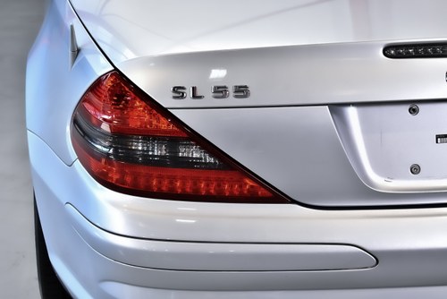 2008 Mercedes-Benz R230 SL55 AMG "Glass Sunroof" Convertible 5,5L V8 Te koop (foto 95 van 112)