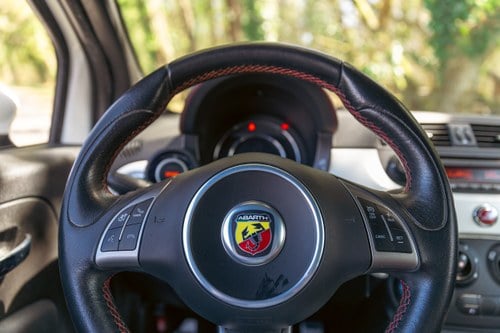 2015 Abarth 500 (Phase 2) zum Verkauf (Bild 12 von 141)
