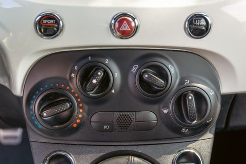 2015 Abarth 500 (Phase 2) zum Verkauf (Bild 16 von 141)