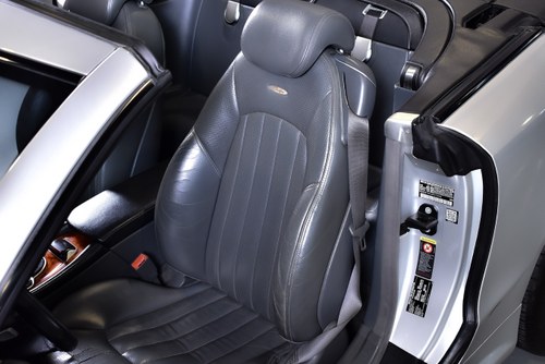 2004 Mercedes-Benz R230 SL55 AMG “Glass Sunroof” Convertible 5,5L V8 For Sale (picture 46 of 119)