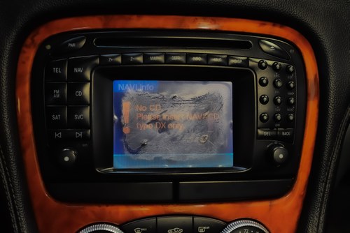 2004 Mercedes-Benz R230 SL55 AMG “Glass Sunroof” Convertible 5,5L V8 For Sale (picture 52 of 119)