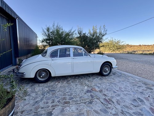 1966 Jaguar Mk2 3.8 For Sale (picture 7 of 147)