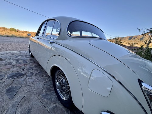 1966 Jaguar Mk2 3.8 For Sale (picture 111 of 147)
