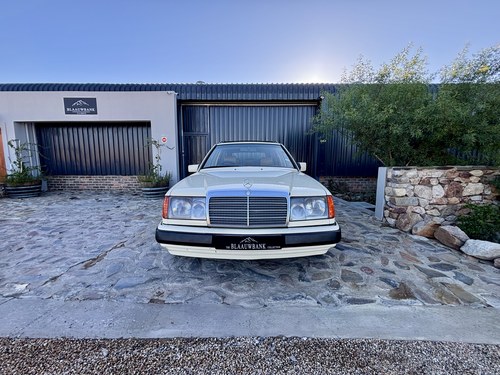1992 Mercedes-Benz 300TD W124 till salu (bild 23 av 138)