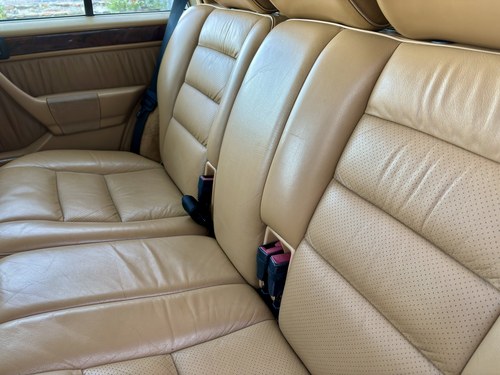 1992 Mercedes-Benz 300TD W124 till salu (bild 38 av 138)