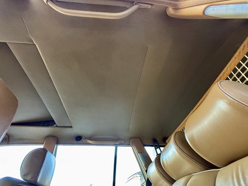 1992 Mercedes-Benz 300TD W124 till salu (bild 44 av 138)