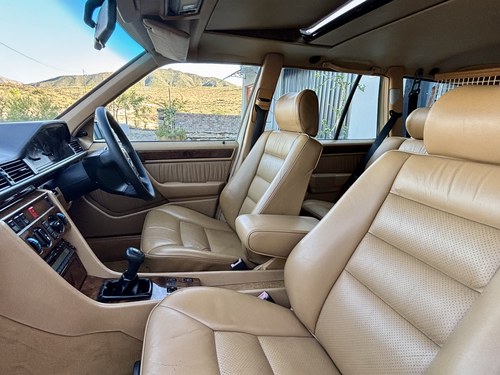 1992 Mercedes-Benz 300TD W124 till salu (bild 49 av 138)