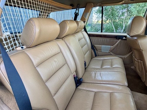 1992 Mercedes-Benz 300TD W124 till salu (bild 53 av 138)