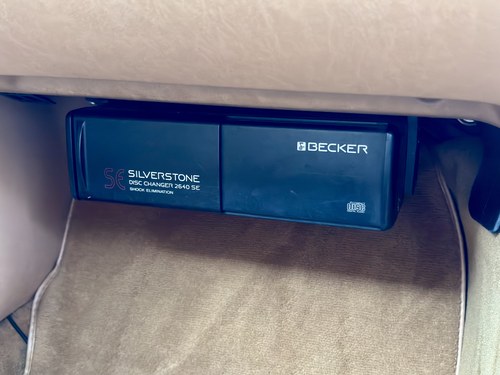 1992 Mercedes-Benz 300TD W124 till salu (bild 64 av 138)