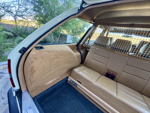 1992 Mercedes-Benz 300TD W124 till salu (bild 70 av 138)