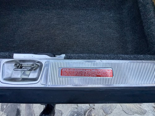 1992 Mercedes-Benz 300TD W124 till salu (bild 71 av 138)