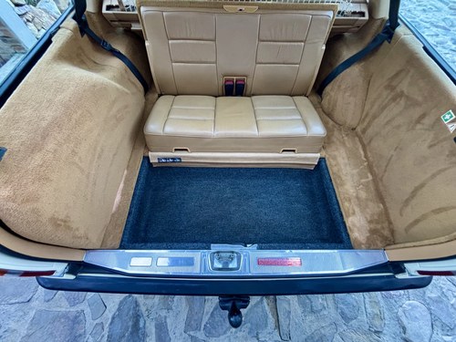 1992 Mercedes-Benz 300TD W124 till salu (bild 72 av 138)