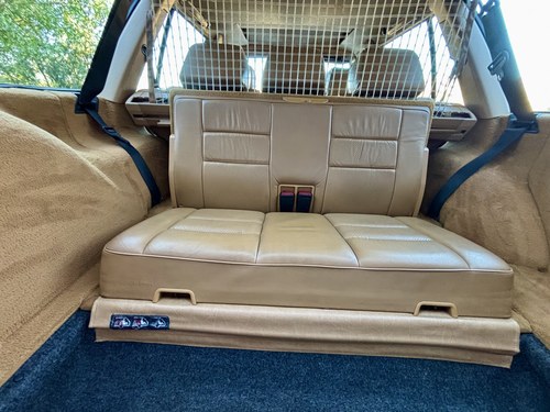 1992 Mercedes-Benz 300TD W124 till salu (bild 73 av 138)