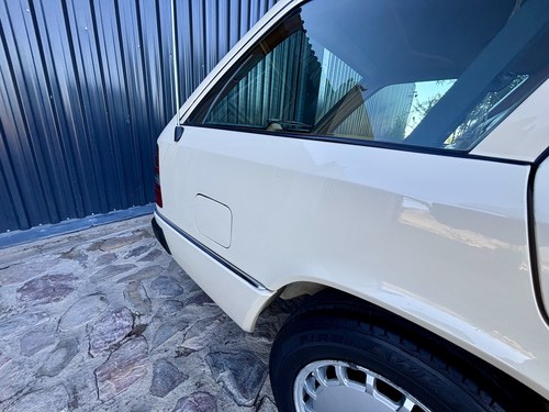 1992 Mercedes-Benz 300TD W124 till salu (bild 101 av 138)