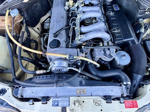 1992 Mercedes-Benz 300TD W124 till salu (bild 112 av 138)