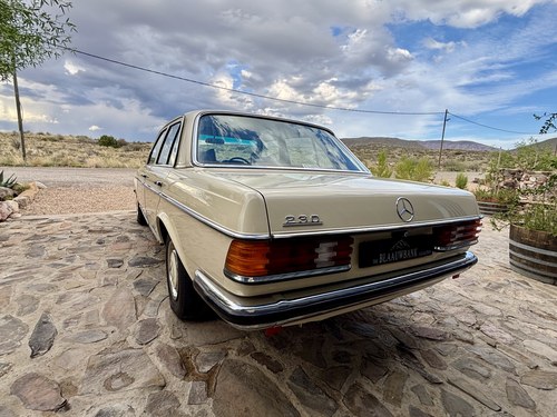 1976 Mercedes-Benz 230 W123 till salu (bild 12 av 136)
