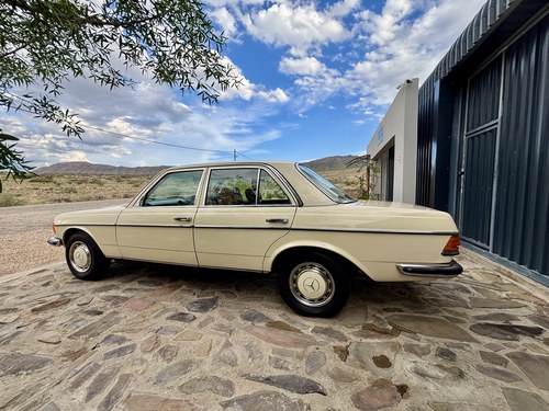 1976 Mercedes-Benz 230 W123 till salu (bild 14 av 136)