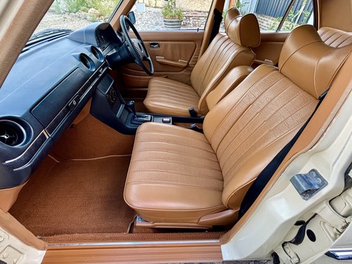 1976 Mercedes-Benz 230 W123 till salu (bild 36 av 136)