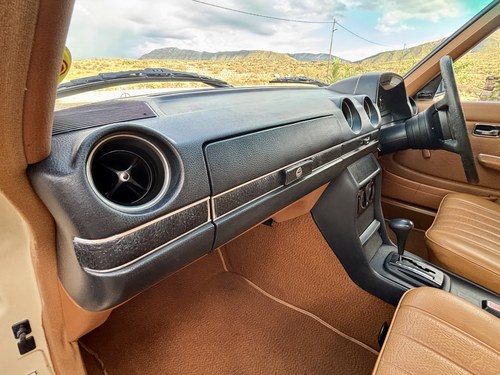 1976 Mercedes-Benz 230 W123 till salu (bild 39 av 136)