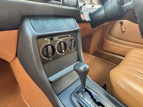1976 Mercedes-Benz 230 W123 till salu (bild 41 av 136)