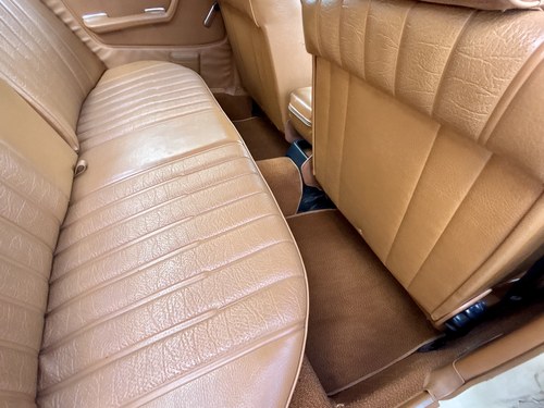 1976 Mercedes-Benz 230 W123 till salu (bild 48 av 136)