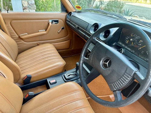 1976 Mercedes-Benz 230 W123 till salu (bild 57 av 136)
