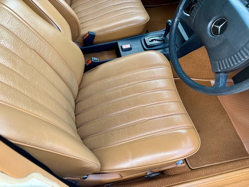 1976 Mercedes-Benz 230 W123 till salu (bild 59 av 136)