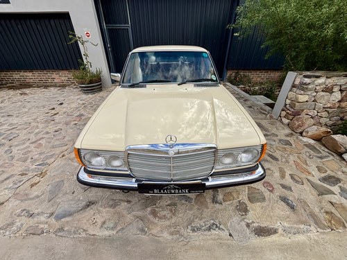 1976 Mercedes-Benz 230 W123 till salu (bild 76 av 136)