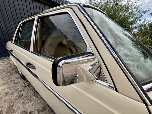 1976 Mercedes-Benz 230 W123 till salu (bild 79 av 136)
